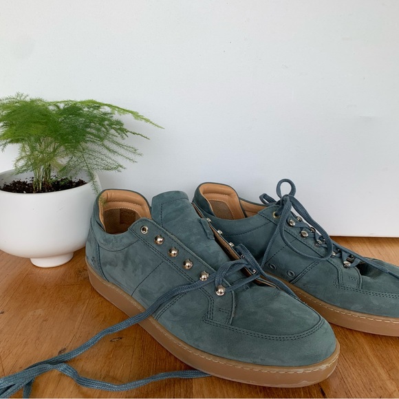 SOLD.       WANT Les Essentiels Lydd Suede Gum Sole Sneaker.       US 11/EU 44 - Picture 4 of 6